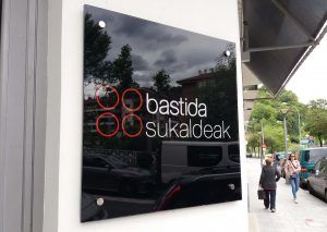Placa Fachada